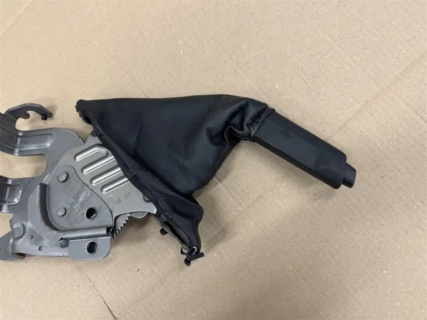 Handremhendel Ford OE OEM 23-26R voor Courier MK3 image 3