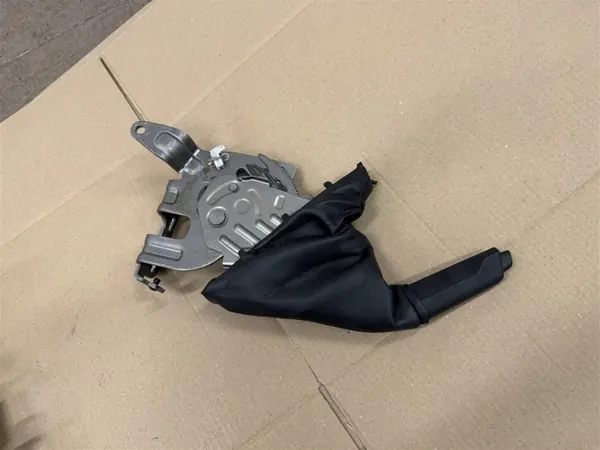 Handremhendel Ford OE OEM 23-26R voor Courier MK3 image 5