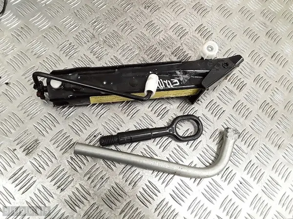 Audi varapyörän työkalusarja OEM 4g0011031 image 2