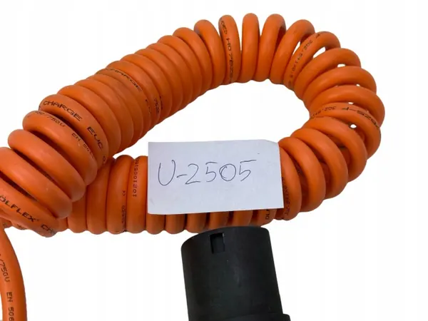 Cable de carga Hyundai OEM LC-ST201 - Usado image 6