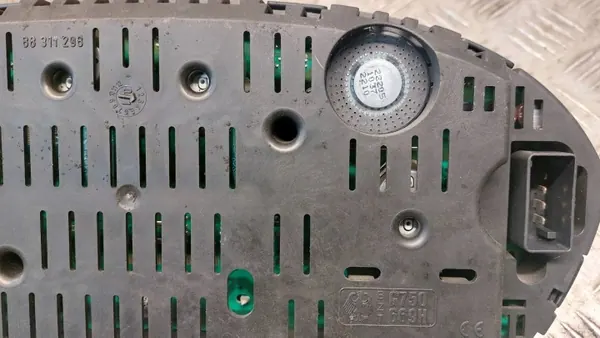 Kit de Arranque OEM 038906019AF para Skoda Fabia I 1.9 TDI image 8