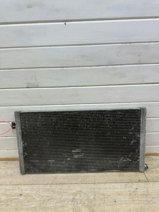 Vattenkylare BMW M5 F10 M6 F06 F12 17112284244-01 image 3