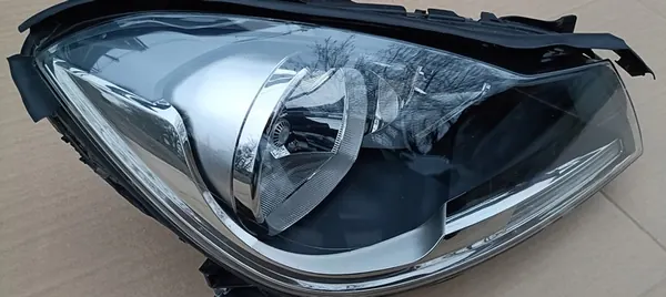 Rechter Koplamp Mercedes-Benz C-Klasse W204 A2048209659 image 3