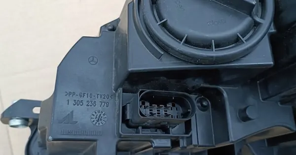 Rechter Koplamp Mercedes-Benz C-Klasse W204 A2048209659 image 8