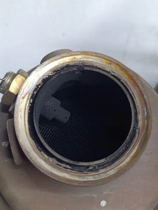 DPF-suodatin Audi Q2 16-19 2.0 TDI OEM 4L131902H image 8