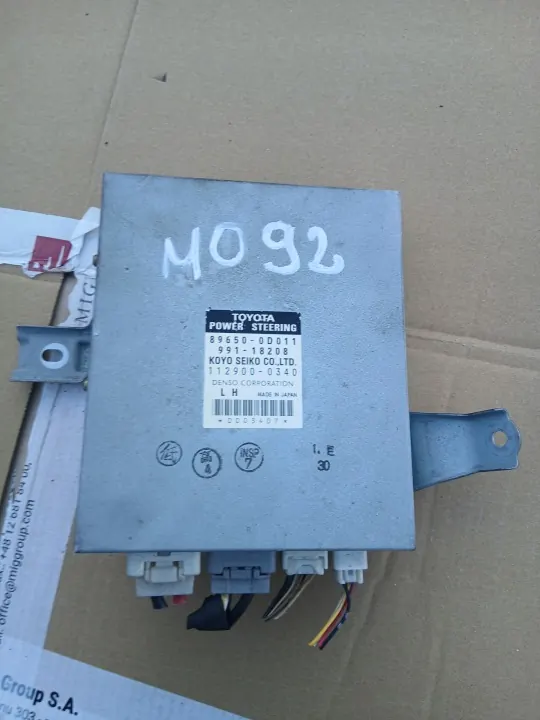 Toyota Yaris I Ohjausyksikkö OEM 89650-0D011 image 2