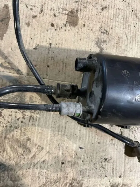 BMW OEM Roetfilter 17211147 image 3