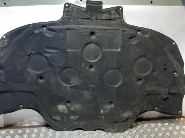 Mercedes motorkapisolatie OEM A2076820626 - Gebruikt image 6