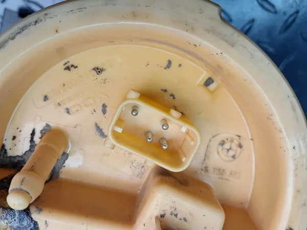 Brandstofpomp met drijver BMW E46 320d M47N 150 PK OEM 6 768 488 image 3