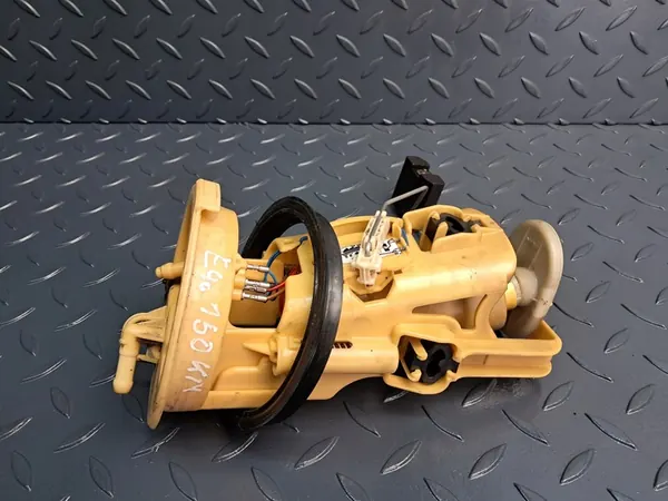 Brandstofpomp met drijver BMW E46 320d M47N 150 PK OEM 6 768 488 image 6