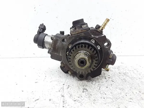 Pompe à carburant Nissan Qashqai 2000DCI image 1