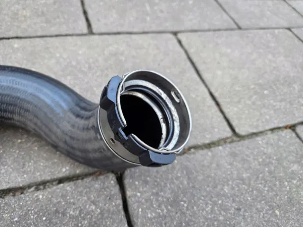 Tubería Intercooler MERCEDES C-KLASA W204 A2045280682 image 3