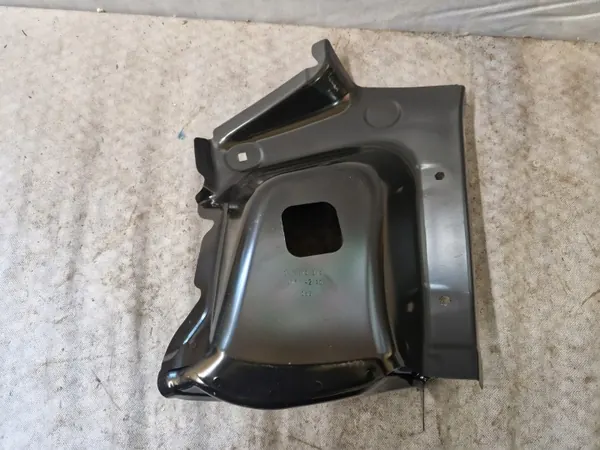 Skoda Fabia III achterspatbord OEM 6V6813320 image 6