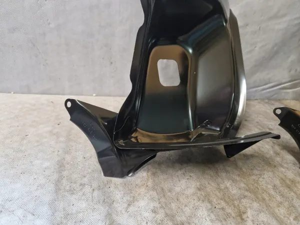 Skoda Fabia III achterspatbord OEM 6V6813320 image 7