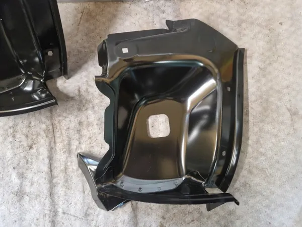 Skoda Fabia III achterspatbord OEM 6V6813320 image 9