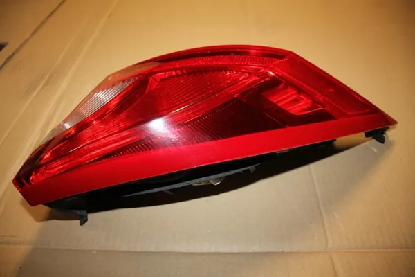 VOLVO S60 Lámpara Trasera Izquierda 31395930 image 3