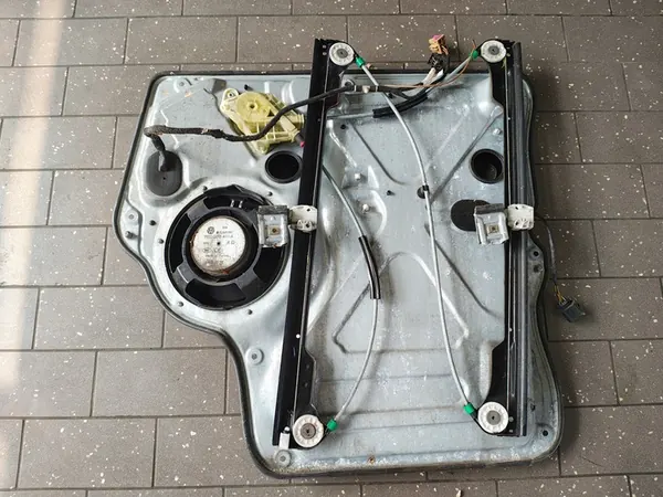 Elevador de vidro dianteiro esquerdo VW Transporter T5 OEM image 2