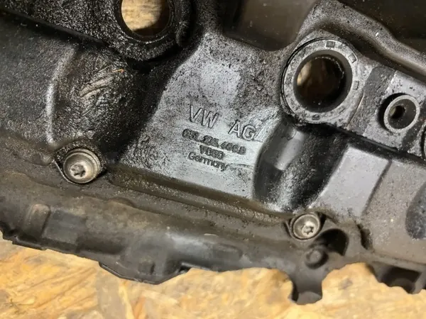 Tapa de válvulas OEM 05L103469D para VW Passat Audi A3 2.0 TDI image 3