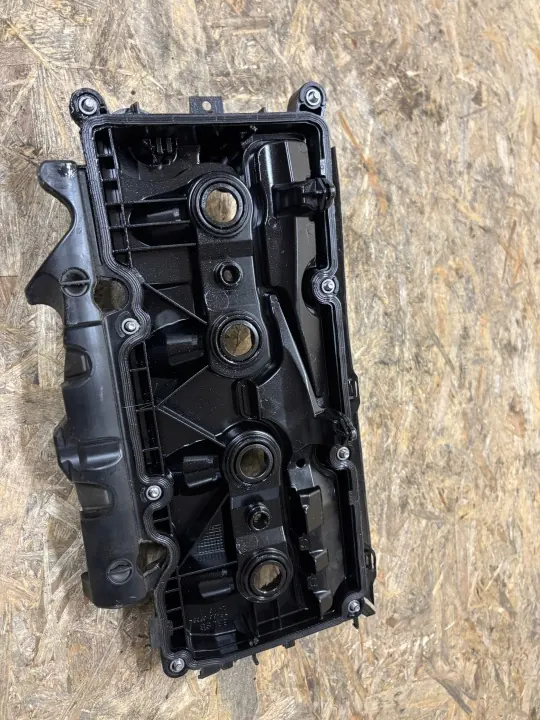 Tapa de válvulas OEM 05L103469D para VW Passat Audi A3 2.0 TDI image 4