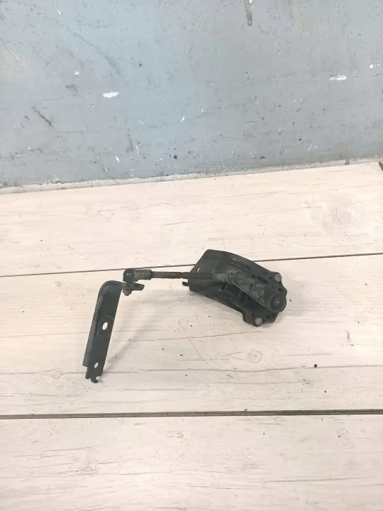 Xenon-ajovalon tasosensori OEM K1726230256A image 3