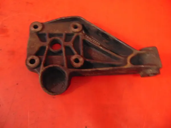 OEM 500371285 Support de Ressort Iveco - État Utilisé image 3
