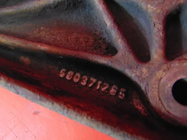 OEM 500371285 Support de Ressort Iveco - État Utilisé image 4