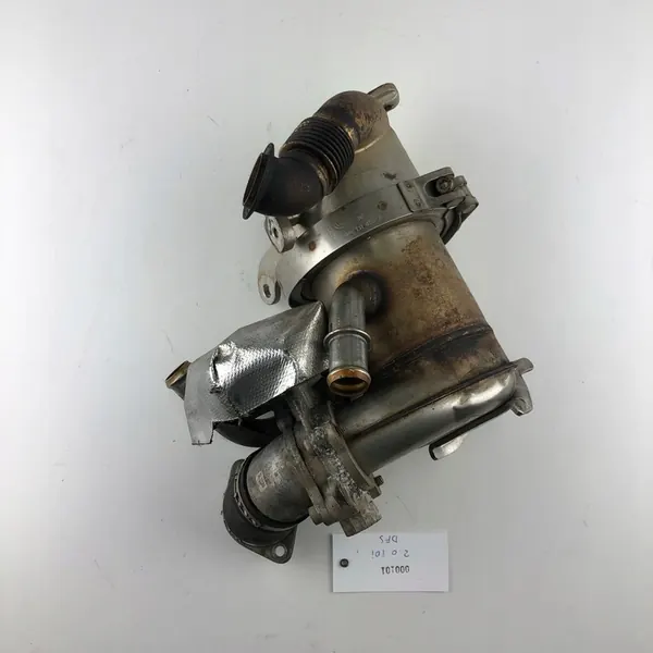 EGR-venttiili ja jäähdytin VW Skoda Caddy 2.0 TDI 2016 image 3