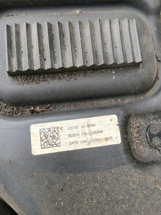 AdBlue-säiliö OEM R2AX202G0 Mazda CX-7 2.2 Dieselille image 4
