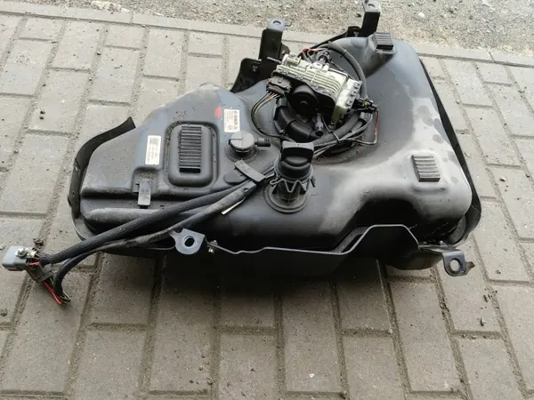 AdBlue-säiliö OEM R2AX202G0 Mazda CX-7 2.2 Dieselille image 6