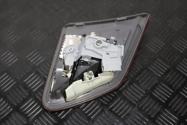 Rechter achterlicht A2469068600 Mercedes B-Klasse W246 image 2