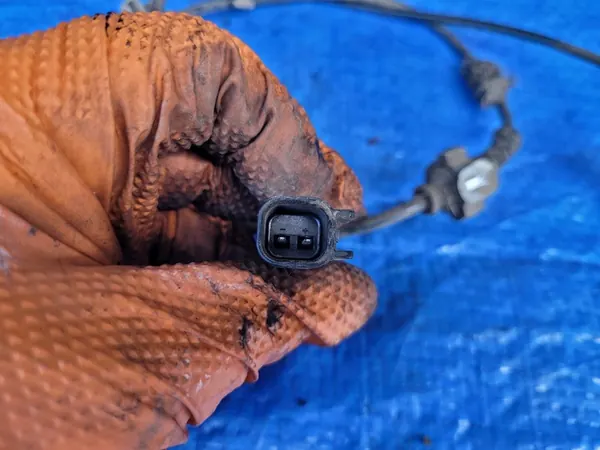 OPEL Astra K Cabo Sensor ABS Traseiro Esquerdo Direito 39002173 image 7