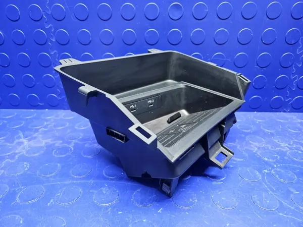 Panneau chargeur sans fil Audi A3 8Y OEM 8Y1864131 image 3