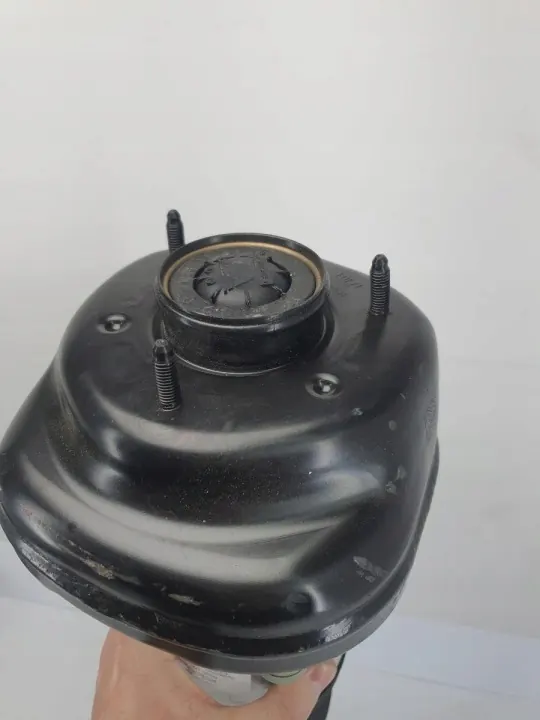 Taka-Vasen Jousitus OEM 755A1DBC701 BMW 7 G12 image 6