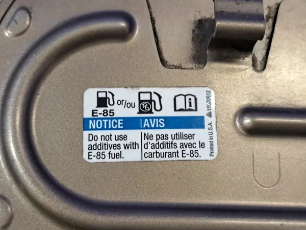 Tankklep OEM 15028373 voor Chevrolet Tahoe image 4