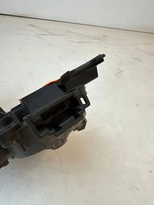 Takaluukun pyyhkimen moottori OEM A1769061600 Mercedes A-Class image 5