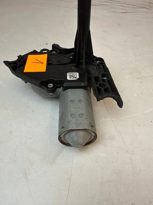 Takaluukun pyyhkimen moottori OEM A1769061600 Mercedes A-Class image 8