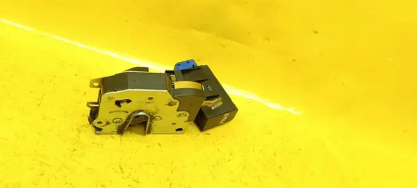 Vänster Bakdörrslås BMW E36 67111387607 image 8