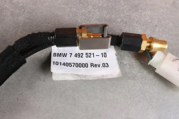 BMW OEM 7492521 Hydraulisk Bagageutrymmeaktuatör - Begagnad image 7