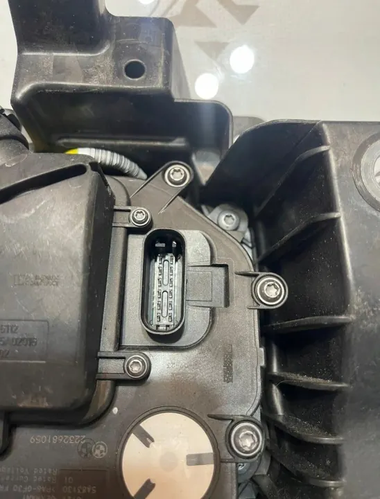 BMW X5 G05 Ladebuchse OEM 5B3A401 5A66038 image 5