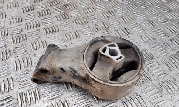 Vaihteiston tuki OEM 13248630 Opel Astra J 1.7 CDTI image 2