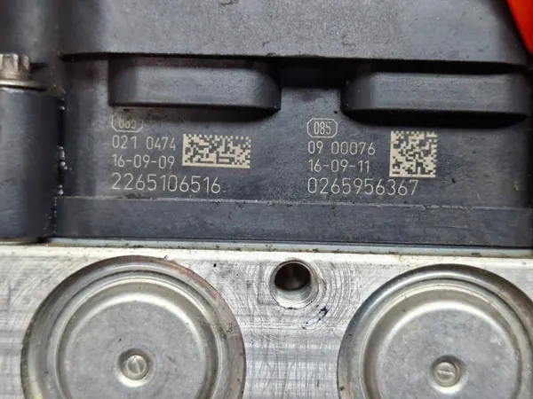 Pompe ABS OEM 51997928 pour Citroen Nemo, Bipper image 3
