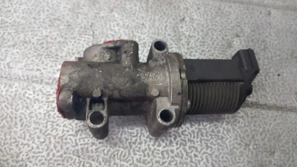 EGR-venttiili OEM 01 Fiat Croma 1.9 CDTi:lle image 3