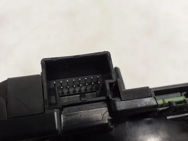 VW Caddy IV 2019 Fita de Direção 5K0953569BE image 5