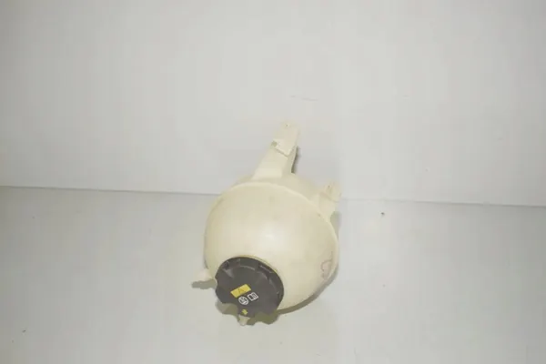 BMW X5 G05 Expansionsbehållare OEM 51425A6A081 image 3