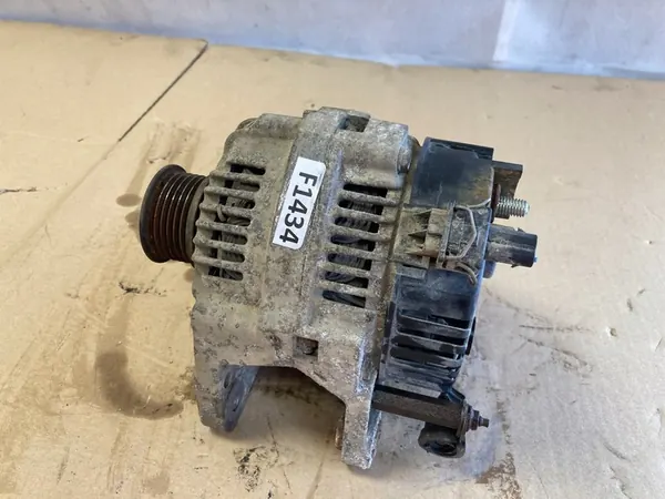 Vaihtovirtageneraattori Valeo 14V 70A VW Polo III image 4