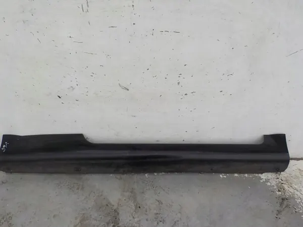 OEM 391 Couvre-bas de seuil droit Audi TT 8N image 2