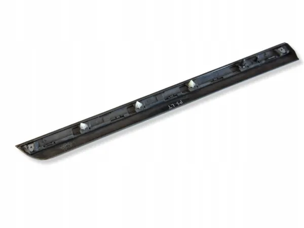 OEM WIT7092 Vasen takaoven lista VW Passat B8 Farmari image 3
