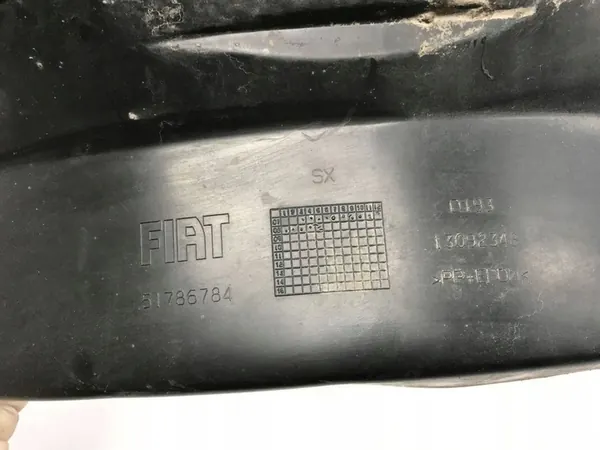 FIAT 500 07- Etuvasen Lokasuoja 51786784 image 9