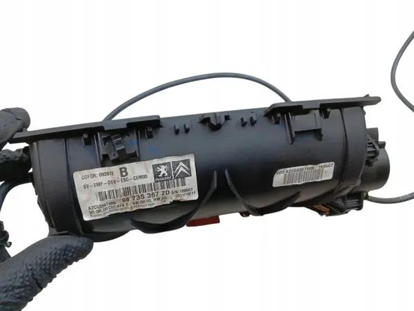 Écran GPS OEM 96735367ZD pour Peugeot 5008 & 3008 image 3