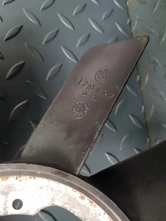 Viskoosijäähdyttimen Tuulettaja 1 719 175 BMW 5 E34 520i 525i image 5